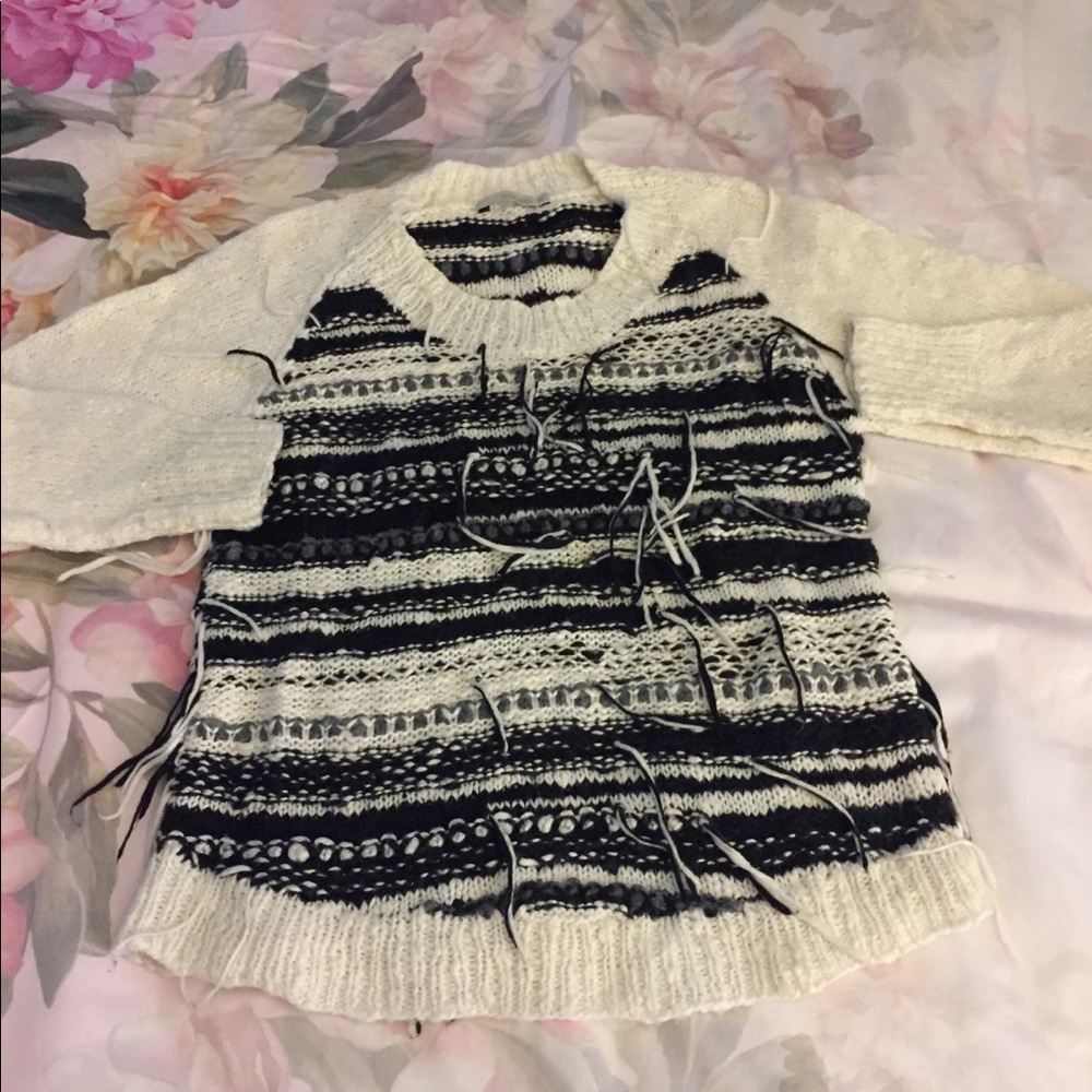 Townsen Black & White Sweater